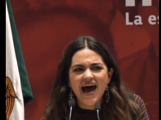 Beba Socialista Se Destapa